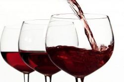 适度饮酒者患痴呆症的可能性更小