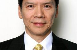 为什么向华强怕刘銮雄?是因为女人还是财富?