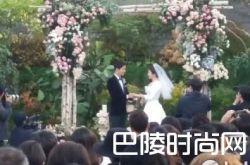 关于宋慧乔宋仲基大婚现场照流出 宋仲基拥吻宋慧乔怀孕味足