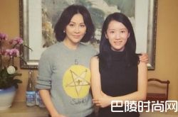 李念与刘嘉玲合照 相差30岁气质不相上下