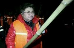 韩红表情包为什么火 韩红表情包无水印大全