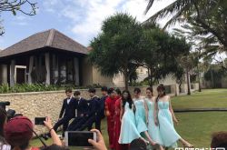 付辛博颖儿伴郎伴娘都有谁？