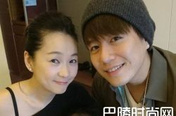 李易挺过3度闹离婚 晒老婆六月床照真情告白