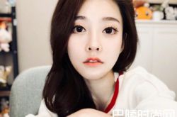 一周1次包了冯提莫？干爹爆千万花销内幕