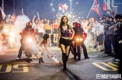 周晓涵火炬女神造型曝光 斗鱼8月上映