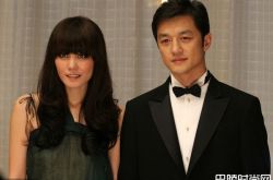 周迅王菲世纪大同框 16年前她们都是李亚鹏的女人