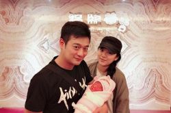 林佑威现在又结婚了吗？近日小17岁嫩妻产下女孩