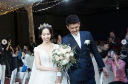 曾玄玄拍照内河 正式结婚老公是谁