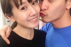 杨铭威圣诞树上藏惊喜 老婆方志友哭了