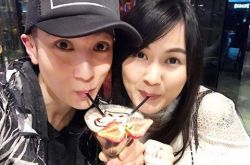 吴尊16岁爱上初恋老婆 23年后霸气深吻爱妻承诺补办婚礼