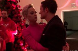 凯蒂·佩里订婚了 亲妈报喜情人节情定奥兰多