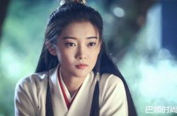 田依桐和成毅吻照是怎么回事？田依桐年龄资料哪里人