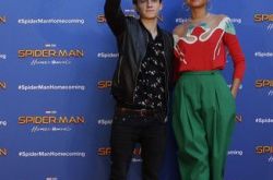 汤姆赫兰德女友确认 恋上蜘蛛女赞达亚·科尔曼