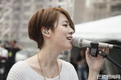 岑宁儿是周柏豪老婆吗？陈奕迅接班人又换新欢