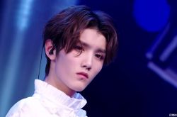 灵超前女友是谁 未成年爆感情生活