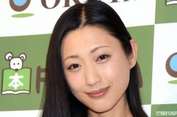 坛蜜老公是谁？秘恋漫画家2年对方身上有爸爸的氛围