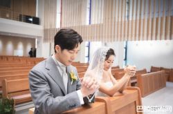 李莞结婚照老婆是谁？爆与高尔夫选手李宝美结婚