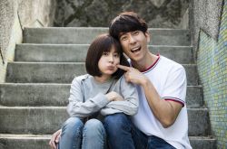 修杰楷爱贾静雯5年如一 差9岁姐弟恋曾被酸