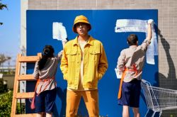 娄峻硕送女友焦凡凡情人礼 意外泄闺房情趣癖好