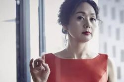 裴宗玉丈夫是谁 离异生活曾有一女