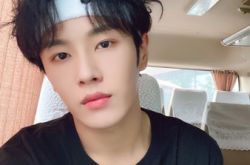 李汶瀚引擎盖上缠绵爆恋情 女友是谁怎么认识的