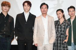 简廷芮闪婚后首次亮相 羞爆就爱老公死缠烂打