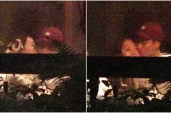 杨佑宁深夜3度激吻老婆 一旁杨谨华狂起哄