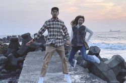 周孝安晒夫妻合照 放闪象迷娘陈天仁