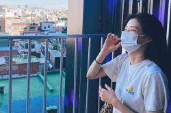 李善彬幸福晒甜笑 光洙的女人好幸福