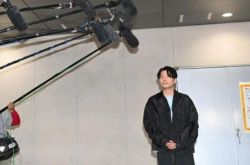 星野源现身谈求婚过程 与新恒结衣未同居未注册