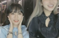 周扬青新恋情约会富二代 深夜露面回应了