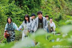 王大陆恩爱蔡卓宜3举动全被偷拍 是为了炒作吗？