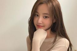 李敏镐爆热恋 深夜约会女团MOMOLAND前成员妍雨