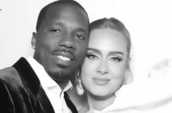 阿黛尔男友是他 33岁乐坛富婆离婚后认爱