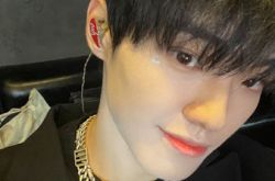 施展爆热恋 带女方回家过夜被拍