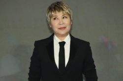 黄小琥与德国男友10年情变 不适合不要勉强分手2年了