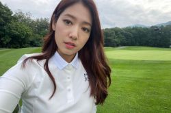 朴信惠宣布怀孕了 明年1月结婚情定男友崔泰俊