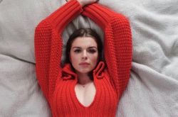 坎爷新欢超辣爆认识过程 曾为《Playboy》脱光拍写真