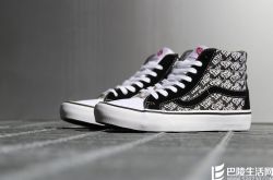 Coors Light x Vans 联名 Sk8-Hi 鞋款