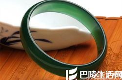绿玉髓手镯价格是多少? 绿玉髓适合哪类人佩戴?