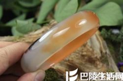 三招教您挑选玉髓手镯