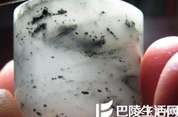 三种新疆和田墨玉的图片鉴赏