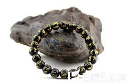 佩戴黑玛瑙有什么功效？