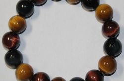 多色虎睛石颜色丰富 是一种少见的虎睛石