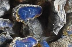 怎么看是不是多米尼加蓝珀