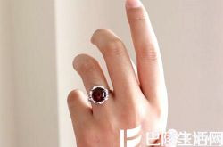 如何选购血珀？