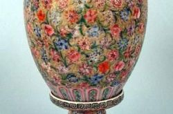 清乾隆时期珐琅彩瓷有什么特征？