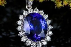 目前市场上的坦桑石多少钱一克拉？