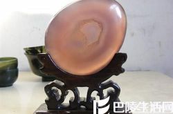 水胆玛瑙产地在哪？