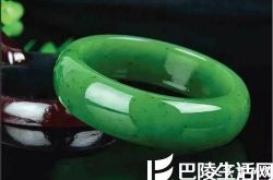 佩戴和田碧玉手镯有助于保护心脏